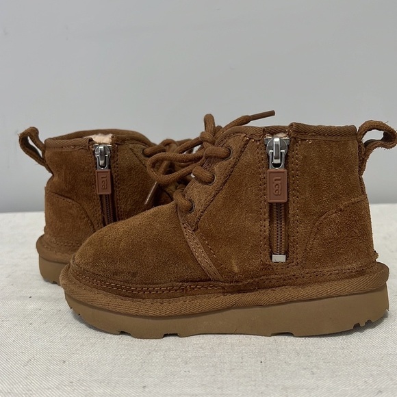 Ugg Unisex Toddlers Kids Neumel II Chestnut Boots Zipper Closure size 9 - Picture 7 of 10